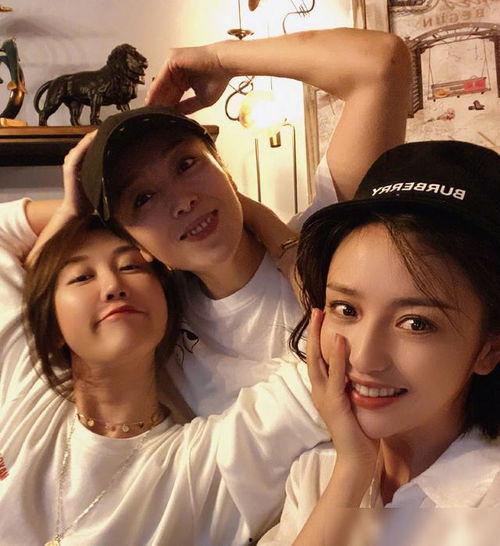 狗仔爆料八个恋情视频,八段明星恋情视频大曝光